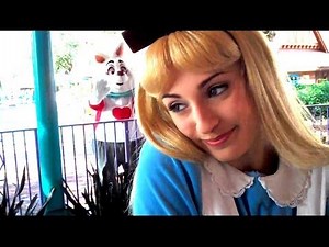 got miley? - Riding The Teacups With Alice In Wonderland!