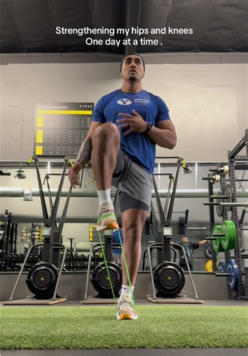 Mini Band Exercises for Knee and Hip Strengthening