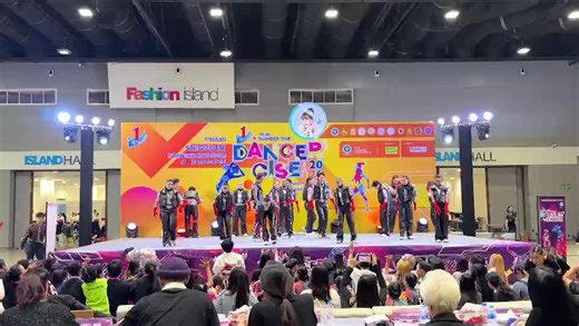 To Be Number One: Yakuza Dance Crew's Day 1 Performance