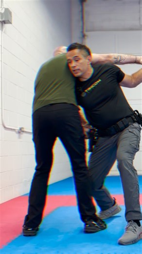 Can you slip under an attack before it’s too late? In a real confrontation, it’s not about reacting fast — it’s about reading intent and moving first. The Duck Under isn’t just a technique; it’s tactical anticipation. Train to stay one step ahead when it matters most. Sign up for Priority Access Now! 👇👇👇 www.tricomtraining.com/weaponretention-priority #WeaponRetention #TRICOM #Combatives #SelfDefense #TacticalTraining | Tricom Training