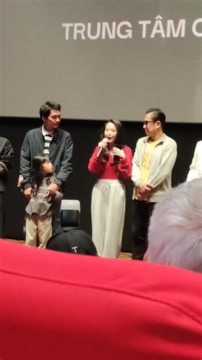 #movie #quangtuan #thienduongmau #learnontiktok #CapCut @Quang Tuấn @Thiên Đường Máu Movie bé Gạo theo ba Tứng đi xi ni tua TĐM🩸tại Hà Nội.iu quá đi🥰🫶🫶🫶