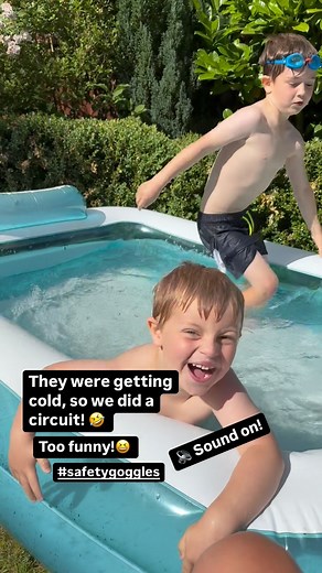 When you’ve made the effort to get the paddling pool out, you’re finally enjoying a gin in the sunshine and five mins later they moan about being cold… what do you do? Give them a paddling pool circuit, of course! 🤣 #ptmum #ebwfitness | EB-W Fitness
