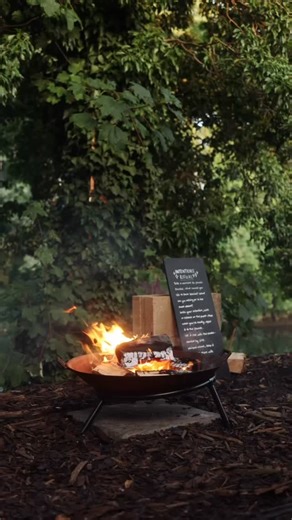 Beaver Full Moon Celebration — Wednesday 5th November Join us under the Beaver Full Moon for an evening of sauna, fire and reflection. 🔥 Fire pits, toasted marshmallows & intention setting 🌕 Moon lore & seasonal reflections 🪶 Runes with Gareth 🎨 Pebble painting These evenings are always popular, so we recommend booking your Full Moon sauna early via the app (link in bio). Whether you come to sauna, connect, reflect, or simply enjoy the glow of an autumn night, all are welcome. Bring your fri