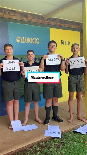 🪑 Ons hou vir jou ’n sitplek oop... 🌿 By Rietvlei Akademie Lyttelton glo ons dat elke kind ’n spesiale plek verdien — ’n plek waar hulle veilig voel, waar hulle lag, leer en behoort. 💛 Hier is ons soos ’n familie. Ons ken elke kind se naam, hul drome en hul unieke glimlag. 🌈 Klein klasse beteken groot liefde, aandag en ondersteuning — elke dag. Kom word deel van ons Rietvlei-familie. 💫 📍 Lyttelton 📧 admin@rietvleiral.co.za 🌐 www.rietvleiral.co.za 👉 Skryf vandag nog in — jou kind se sitp