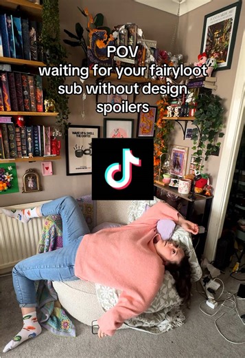Trying to avoid those fairyloot unboxing spoilers is tough work these days #booktokuk #fairyloot #specialeditionbook #booksubscriptionbox