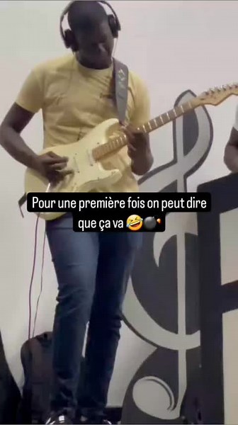 Vidéos de max (@maxguitariste) avec son original - max