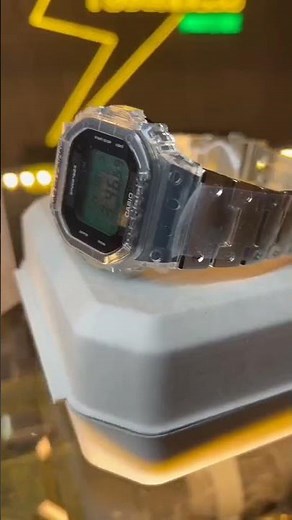 G-SHOCK 40th Anniversary CLEAR REMIX DIGITAL 5600 SERIES DWE-5640RX-7
