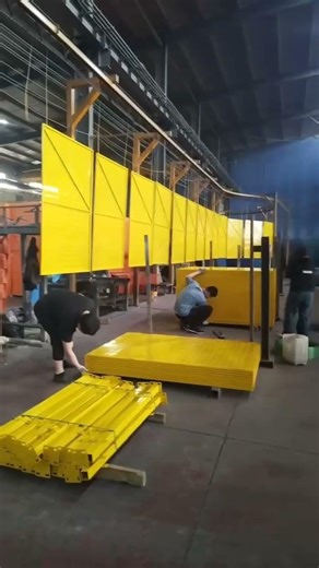 Perforated plate spraying process #metalmesh #wiremesh