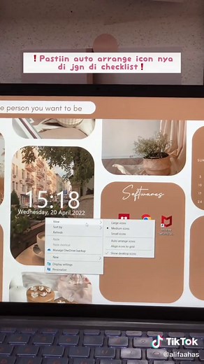 Reply to @sh1tp Ini cara yg kedua yaa. Buat ganti desktop wallpaper tinggal ke canva dan pilih template yg free 🤩. Diakhir video jg ada tips cara atur foldernya. Semoga membantu ☺️✨ #desktopwallpaper #laptopcustomization #superhacks #serunyabelajar #karyaseniku #EkstraBantuin #aestheticlaptop