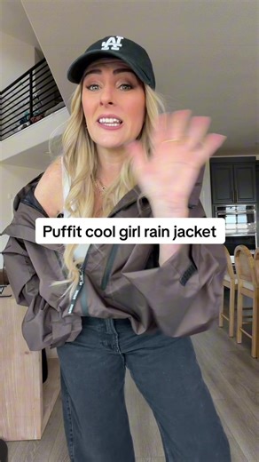 This cropped bubble-hem rain jacket is my answer to spring and summer weather that can’t make up its mind. Lightweight, easy to throw on, and actually cute — not stiff, not frumpy, not “borrowed from the garage.” The bubble hem gives it shape so it works with leggings, jeans, or shorts, and it has that effortless cool-girl vibe that makes even a rainy day outfit feel intentional. This is the kind of jacket you keep by the door and reach for without thinking. @PUFFIT.US thank you for gifting this