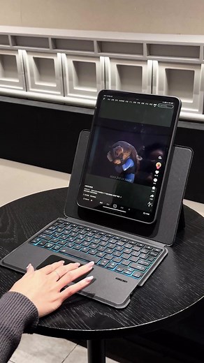 Explore the New 360-Degree iPad Keyboard