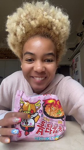 Delicious ASMR Eating with Kayla Kim Kay