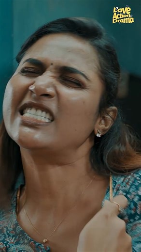 PREETHI 🦢🩷 on Instagram: "புகுந்த வீடு episode 24 out now …🫶🏻🤍✨ link in my bio 🌻 don’t miss it 😁 @loveactiondramaofficial @heavensadhish @myna_nandhu @worldofakj @priyamathi_official @saradha_amma_youtube #loveactiondrama #pugundhaveedu #preethisubramani #pugundhaveeduwebseries #youtubeseries #trending #trendingaudio #pugundhaveedu #trendingnow#trendingreelsaudio #mynanandhini"