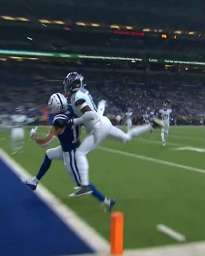 This Michael Pittman Jr. TD catch was UNREAL 🤯
