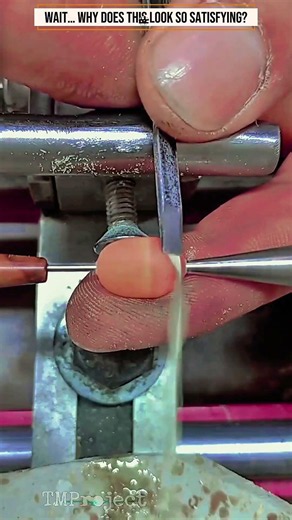 Precision Bead Turning : How Tiny Rods Become Perfect Round Beads
