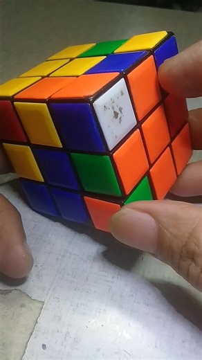 Rohmat Hermawan on Instagram: "One of the F2L tricks 3x3 Rubik's cube tutorial for beginners F2L involves solving layers 1 and 2 simultaneously. This time, we'll try the U' R U' R' U R U R' formula to move the blue/white/orange corners and the blue/orange edges to their proper positions simultaneously. The example case is shown in this video. For beginners who are new to Rubik's cubes, I hope this video is easy to understand. If this video is helpful, please share it so other beginners can learn