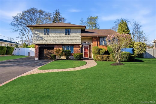 189 Marilynn St, East Islip, NY 11730 - MLS 990587 - Coldwell Banker