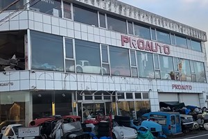Inside 'abandoned' dealership packed with rare cars and vintage memorabilia