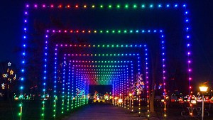Christmas light displays: 5 popular holiday light displays to see this season