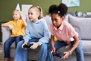 Beneficial effects of video games: Do players develop better spatial skills?
