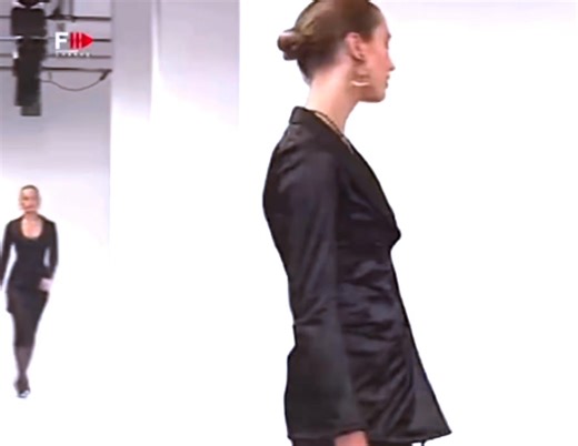 22K views · 664 reactions | #topmodel #90s #supermodel beautiful #catwalk for .. #dolcegabbana #fashionchannel ❤️ | Fashion - Top Model | Facebook