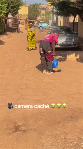 Ca même j’ai rien fait ici 😂😂😂#😂😂😂 #😂😂😂😂😂 #😂 #😂😂 @Teambekayesora @𝘇𝗼𝗼𝔪𝚢𝚛𝚊💕26 @Chérif🇲🇱2 @TLGAustin ❤️😩