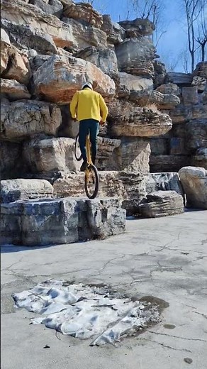 Cycling Vlog: My Experience Using Public Bike Stands