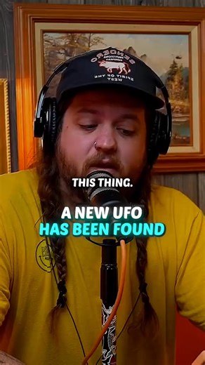 Do you think this UFO came from a different planet? #UFO #aliens #military #creepytok | Growth Legend