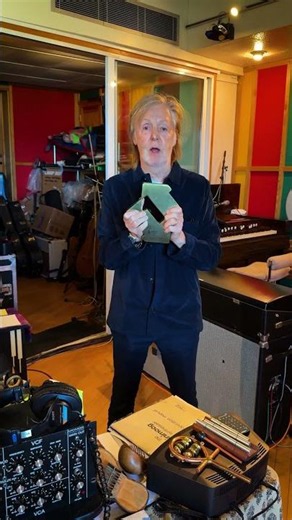 Guess what? Our album is Number One! Can't get much higher. And we are well chuffed 🐦‍⬛⭐️