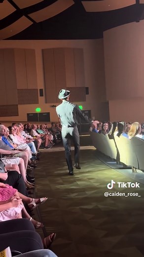 Senior Showcase: First Solo Sings “Feeling Good” by Michael Bublé