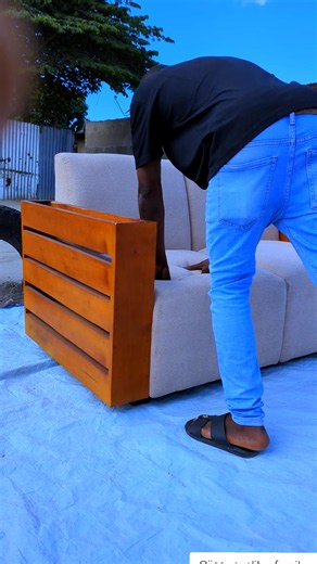 Sofa za Kishua Kwa Oda Kulingana na Ukubwa – Jiga Furniture