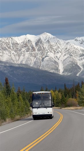 David Thompson Highway, Alberta, Canada 🇨🇦 #alberta #canada #DavidThompsonHighway #ExploreCanada #explorealberta #abrahamlake #clearwatercounty | Explore Alberta