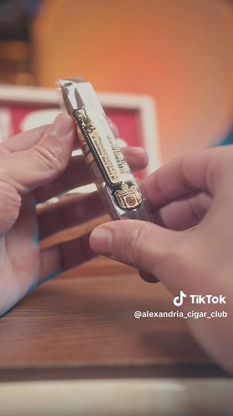 Exciting Unboxing Short Story Experience