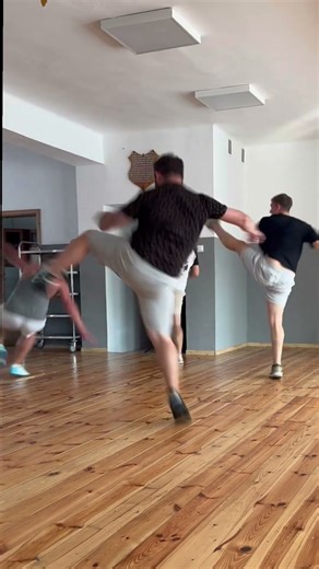 Jumpstyle went WRONG 😨 #hardstyle #fail #dance