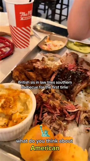 For many British visitors traveling through the southern U.S. during the World Cup, trying 🇺🇸 American BBQ for the first time becomes an unforgettable experience. The slow-cooked meats, smoky flavors, and unique sauces offer a taste of a tradition that is deeply connected to American culture.Food has a special way of bringing people together, and seeing visitors discover something locals love is always exciting. A simple BBQ meal can become a memory that represents hospitality, history, and re