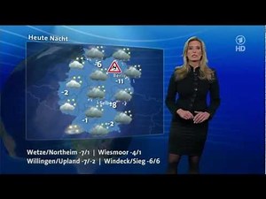 LEGS NYLONS HEELS Claudia Kleinert 2013-03-21 Wetter beine strumpfhosen