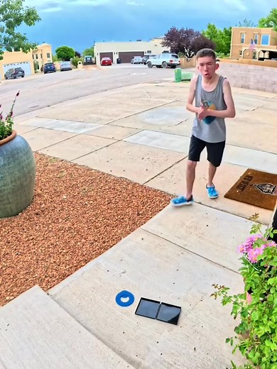 How to Fix a CD for Free!!#talented #howto #foryoupageofficiall #oddysatifying #mindblowingfacts #magician #magictricks #watchclosely #dontblink #reelsvideo | Silva Magic