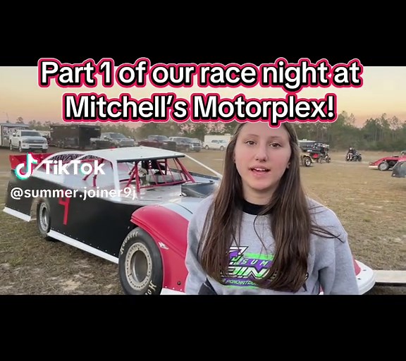 9j Motorsports 💚🏁 (@summer.joiner9j)’s video of Racing