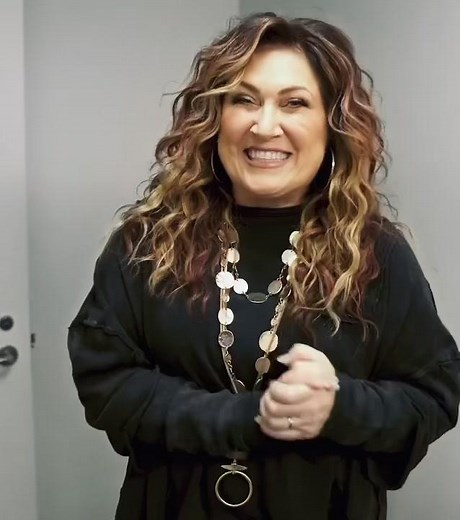 Celebrating 50 Years of 'I Will Always Love You' at Dollywood