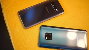 132K views · 409 shares | Samsung Galaxy S10 vs Mate 20 Pro Camera Comparison ေလးပါ... ဘယ္ဟာကိုပိုၾကိဳက္လဲ?? | TBH Labs | Facebook