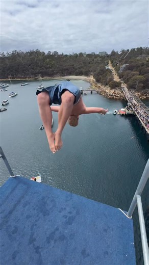 Bene Murr on Instagram: "My second jump in the competition 🔥💪 I was really, really glad that I chose the more uncertain jump in the first round and the very safe one in the second ✅. Shortly before it was my turn, @gough1max had a massive fail in the same round 🫣. From 24 meters up , seeing him bleeding heavily from his mouth 🩸, I thought for a moment that he was seriously injured or worse 😟. Knowing that I had to jump right after him 😰 made me even more nervous. Even though the landing wa