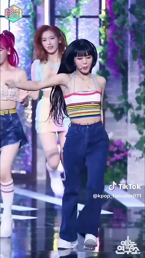 Kpop_fancams:) on TikTok