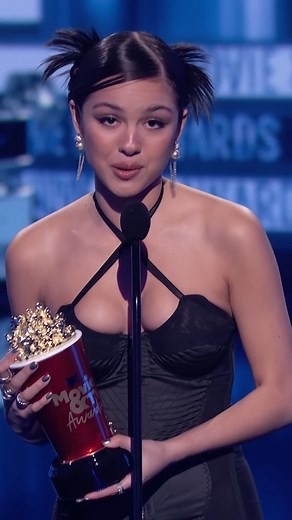 good 4 u, #OliviaRodrigo 🚙💛 She took home Best Music Documentary at the 2022 #MTVAwards! | MTV Movie & TV Awards