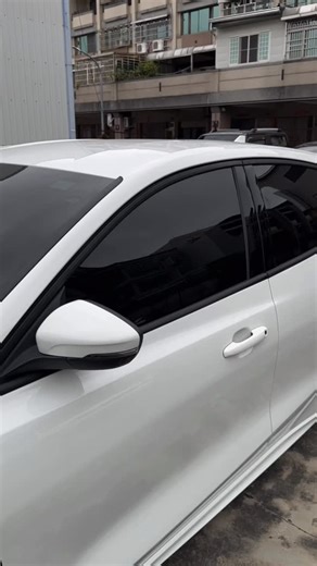 69 reactions | 新車近百萬 年輕人的最愛 ———汽車網頁連結——— 2022年 Ford Focus ST-Line...