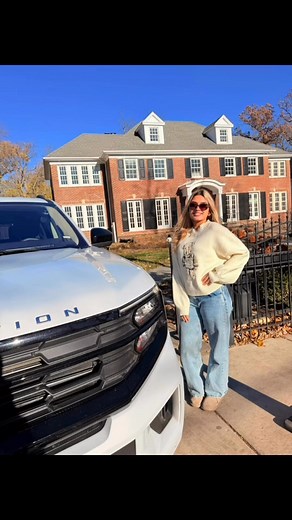 #homealonemovie The iconic Home Alone House is a real-life residence located in Winnetka, Illinois. This stunning redbrick Georgian home, built in 1921, was featured in the classic 1990 holiday movie. With its signature brick facade and charming design, the house has become a beloved landmark, attracting fans and enthusiasts worldwide.As of 2024, the Home Alone House holds substantial real estate value, reflecting its cultural importance and prime suburban location. Initially listed for $5.25 mi