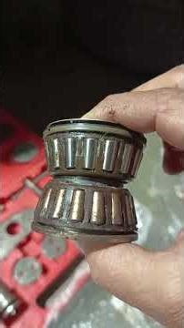 CHANGING THE REAR BRAKE BEARINGS ON A RENAULT MEGANE CABRIO