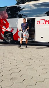 🇧🇬🏟️ #TEAMBULGARIA пристигна на стадион “Васил Левски” за официалната пресконференция и тренировка преди старта на световните квалификации. | Team Bulgaria