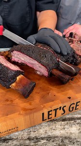 juicy, succulent and delicious - Texas Beef Ribs with Gulf Coast Smoke . . . #texasbbq #beefribs #stickburner #realbbq #outlawbbq #dinoribs #buckjunkie #howtobbqright #reels | How To BBQ Right