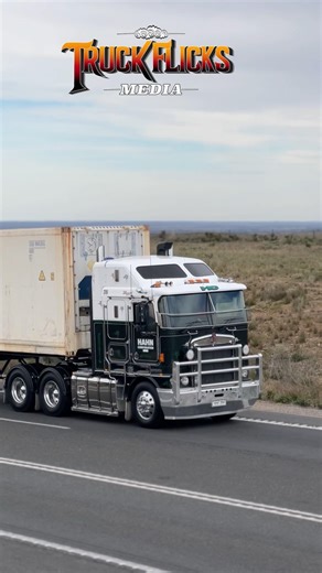 Hahn Kenworth K104B heading up Commo 💪💪💪 #kenworth #cabover #trucking