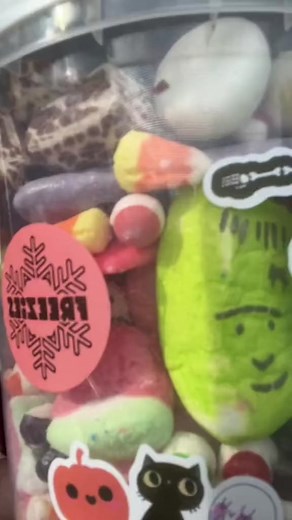 Freezies by GGF Candy Review Video